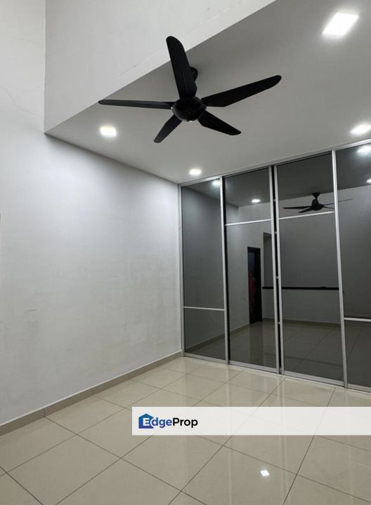 Gated Guarded, Freehold, Rennovated , Selangor, Semenyih