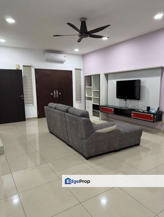 Gated Guarded, Freehold, Rennovated , Selangor, Semenyih