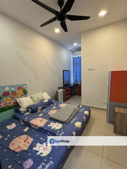 Gated Guarded, Freehold, Rennovated , Selangor, Semenyih