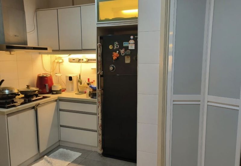 Avenue 2, Lake Valley