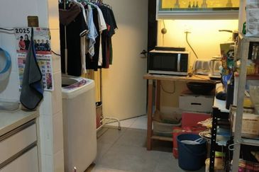 Avenue 2, Lake Valley