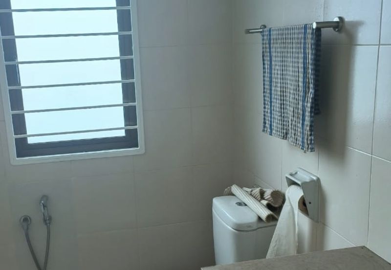 Avenue 2, Lake Valley