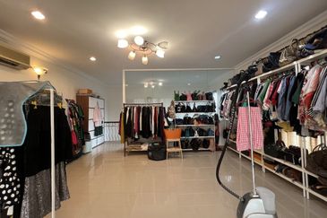 Bandar Tun Hussein Onn