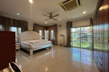 Bandar Tun Hussein Onn