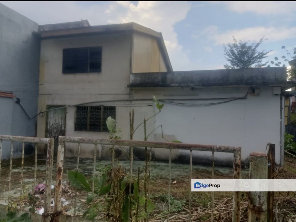 Corner Lot, Must Rebuilt , Selangor, Ampang