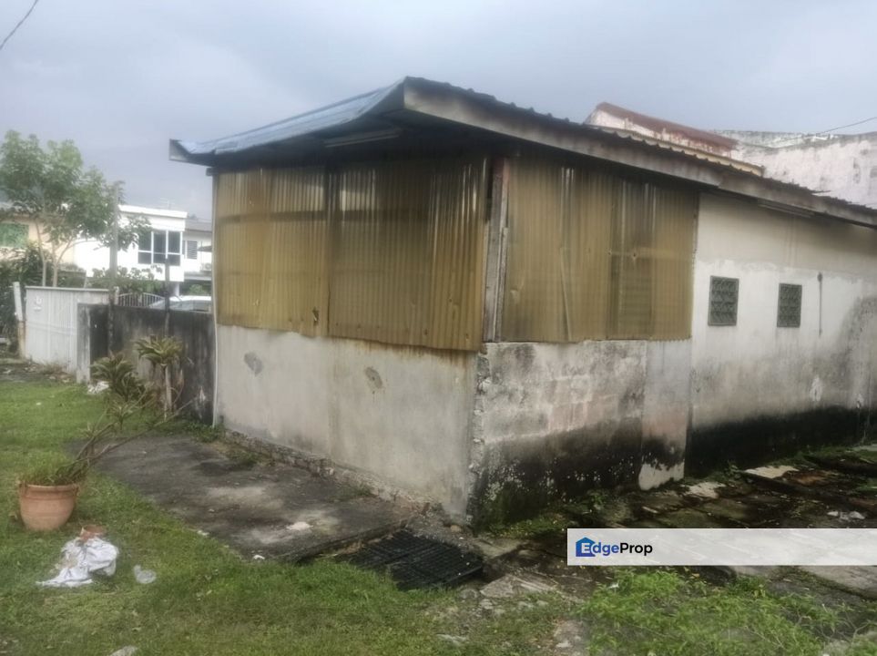 Corner Lot, Must Rebuilt , Selangor, Ampang