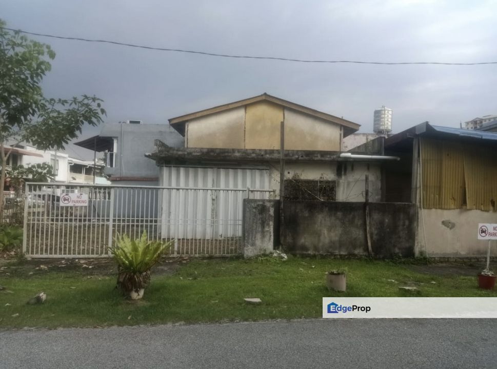 Corner Lot, Must Rebuilt , Selangor, Ampang