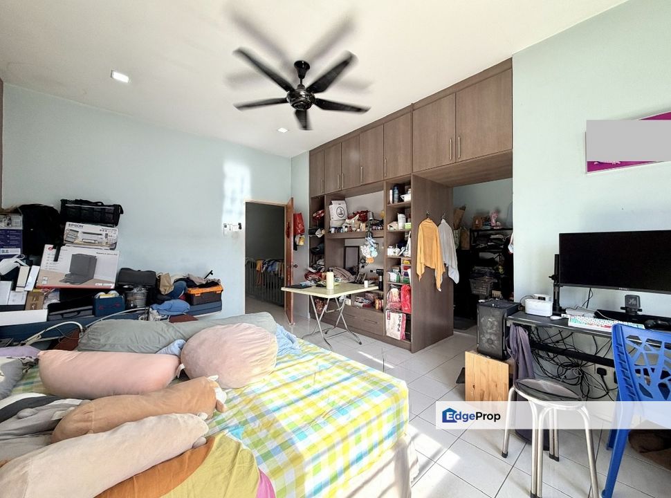 Freehold,  Back Side Fully Extend , Kuala Lumpur, Cheras