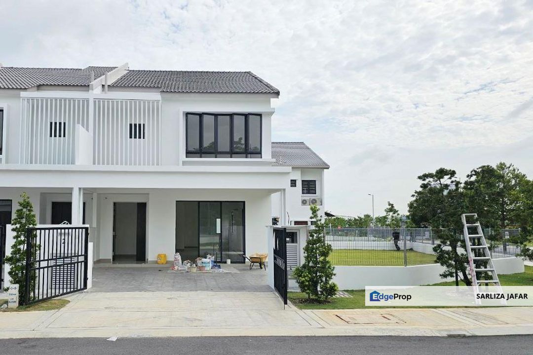 CORNER Double Storey House Superlink Terrace House Sejati Lakeside