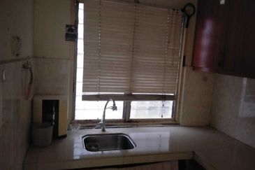 Pangsapuri Seri Saujana