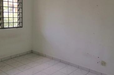 Pangsapuri Seri Pulai (Puchong)