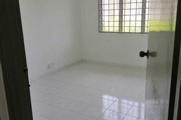 Pangsapuri Seri Pulai (Puchong)