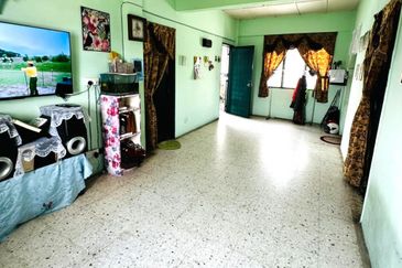 Pangsapuri Dahlia, Taman Putra Perdana, Puchong for SALE