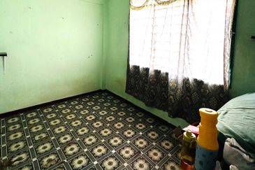 Pangsapuri Dahlia, Taman Putra Perdana, Puchong for SALE