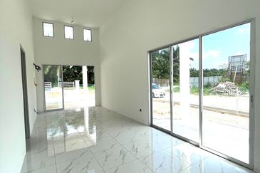 NEW 1 Storey Terrace, Taman Langat Utama, Banting, Selangor for SALE