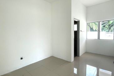 NEW 1 Storey Terrace, Taman Langat Utama, Banting, Selangor for SALE
