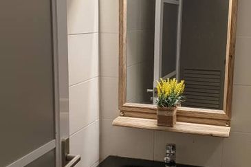 Suri Puteri Serviced Apartment