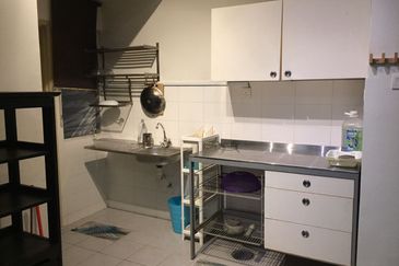 Suri Puteri Serviced Apartment