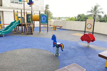 Suri Puteri Serviced Apartment