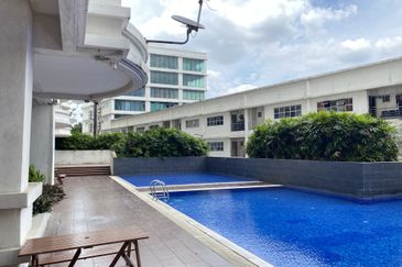Suri Puteri Serviced Apartment