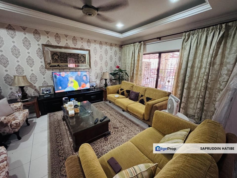 Great Value 22 X 90 ft, Double Storey Opulenia Denai Alam Partly Furnished For Sale, Selangor, Shah Alam