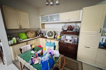 Opulenia @ Denai Alam