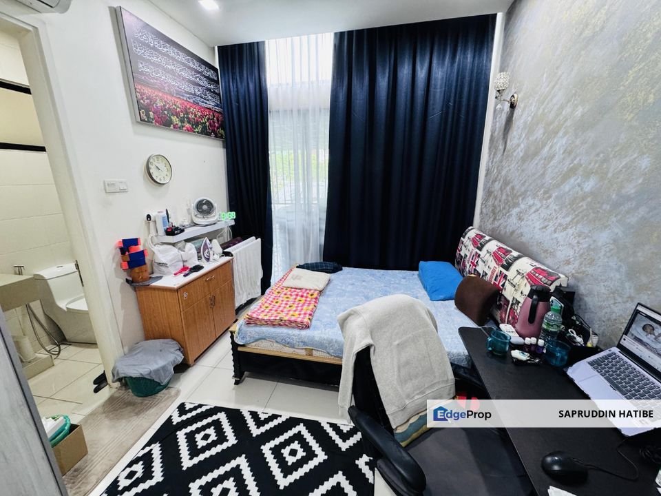 2 Storey Superlink Ficus Peak Denai Alam, Partly Furnished Ready to Move, Selangor, Denai Alam