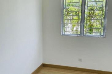 Ariza Elmina Gardens