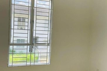 Ariza Elmina Gardens