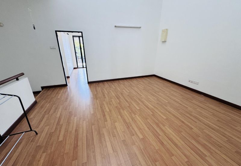 Saffron Hills @ Denai Alam