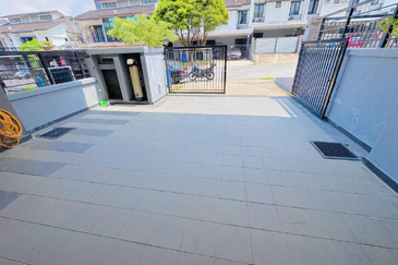 Saffron Hills @ Denai Alam