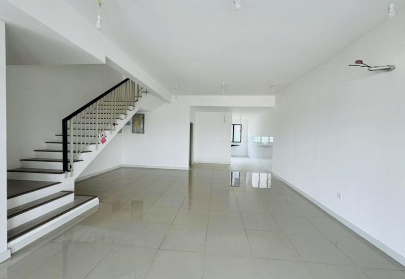 Nadira 3 @ Bukit Raja