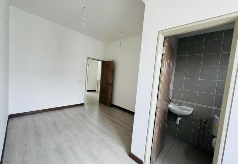 Nadira 3 @ Bukit Raja