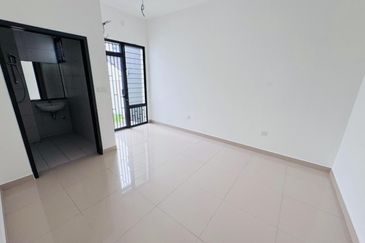 Elmina Green 7 @ City of Elmina