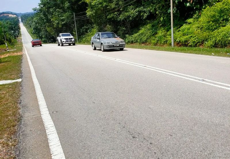 Revised Price! (Non Bumi Can Buy) Zonning Residential Land at Jalan Bukit Cerakah For Sale from RM3M to RM2.8M and now RM2.75M (Negotiable)