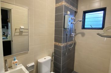 Frangipani Encorp Cahaya Alam @ Seksyen U12