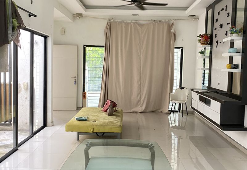 Frangipani Encorp Cahaya Alam @ Seksyen U12