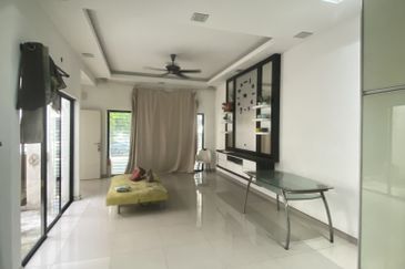 Frangipani Encorp Cahaya Alam @ Seksyen U12