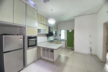 Frangipani Encorp Cahaya Alam @ Seksyen U12