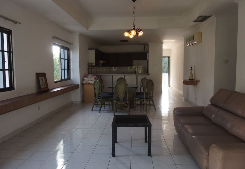 Country Villas @ County Heights