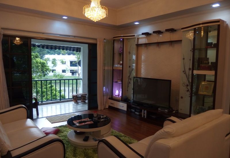 Country Villas @ County Heights