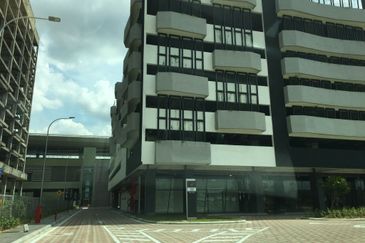 JALAN IMPIAN MAHKOTA 1