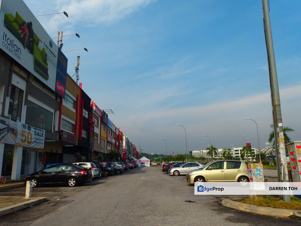 Puchong Gateway (Pusat Perniagaan Suria Puchong), Selangor, Puchong