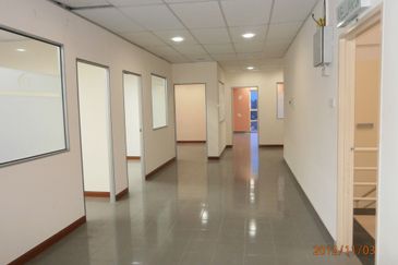 JALAN IMPIAN MAHKOTA 1