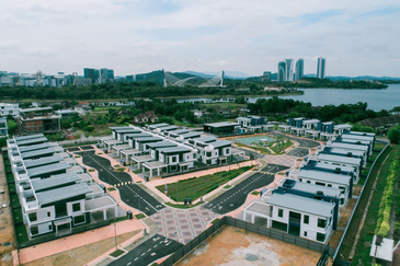 Opus Lake Vicinity @ Perdana Lakeview East