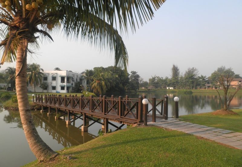 Country Villas @ County Heights