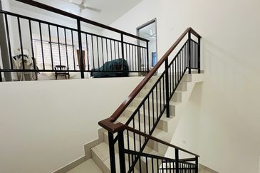 Evira @ Warisan Puteri