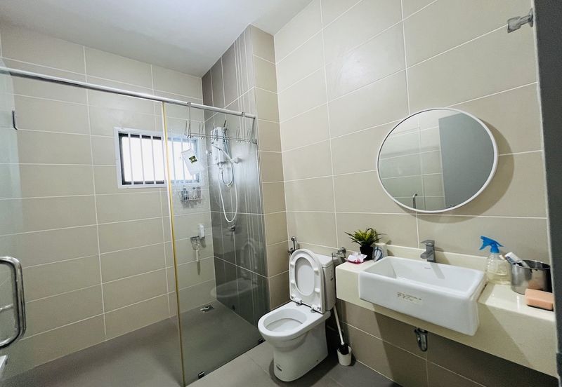 Evira @ Warisan Puteri