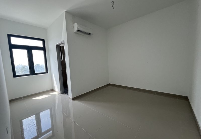 The Louvre @ Country Heights