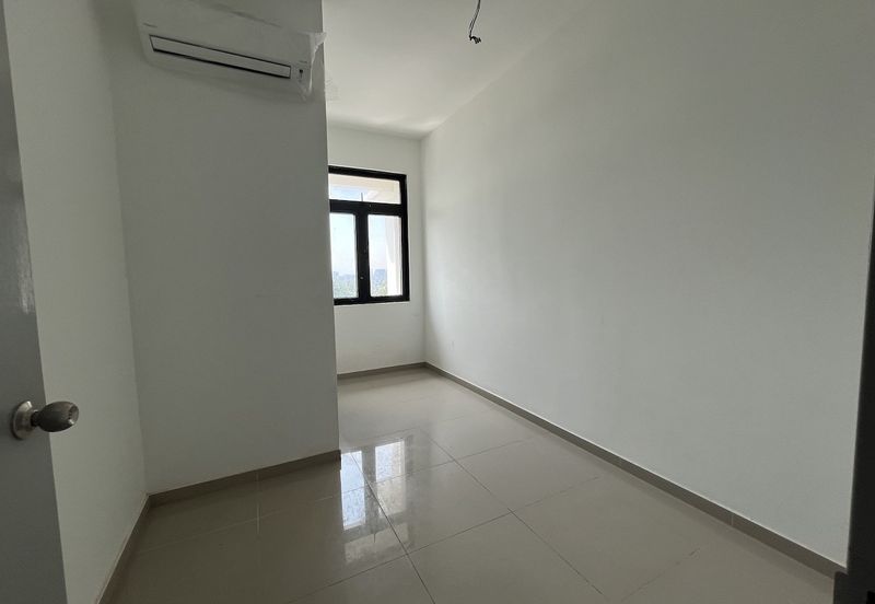 The Louvre @ Country Heights